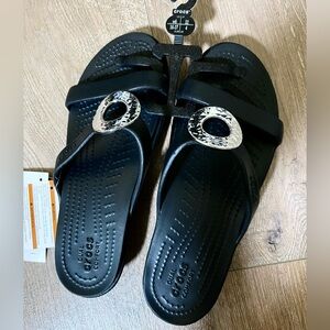 NWT New in bag! Black Crocs Sanrah sandals with silver detailing sz 6
